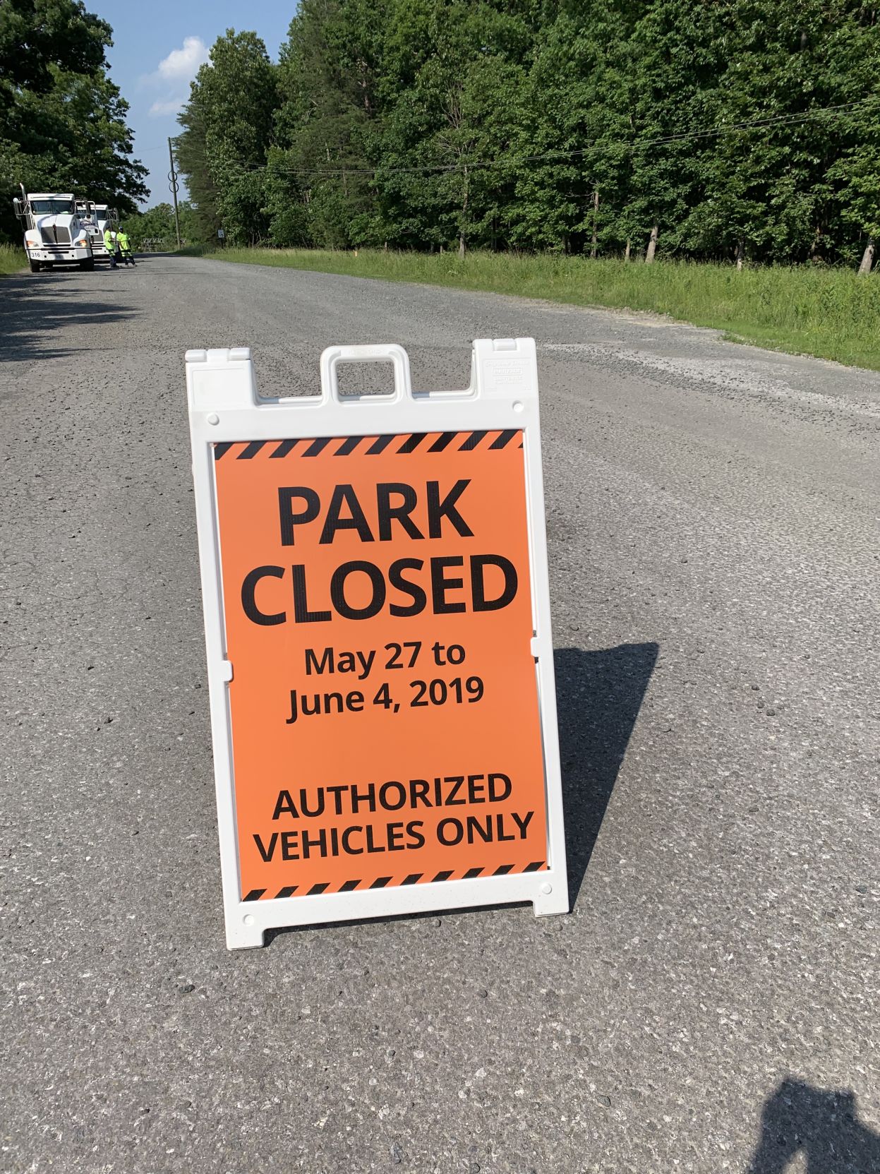 Photo_News_TM_ParkClosedSign.jpg